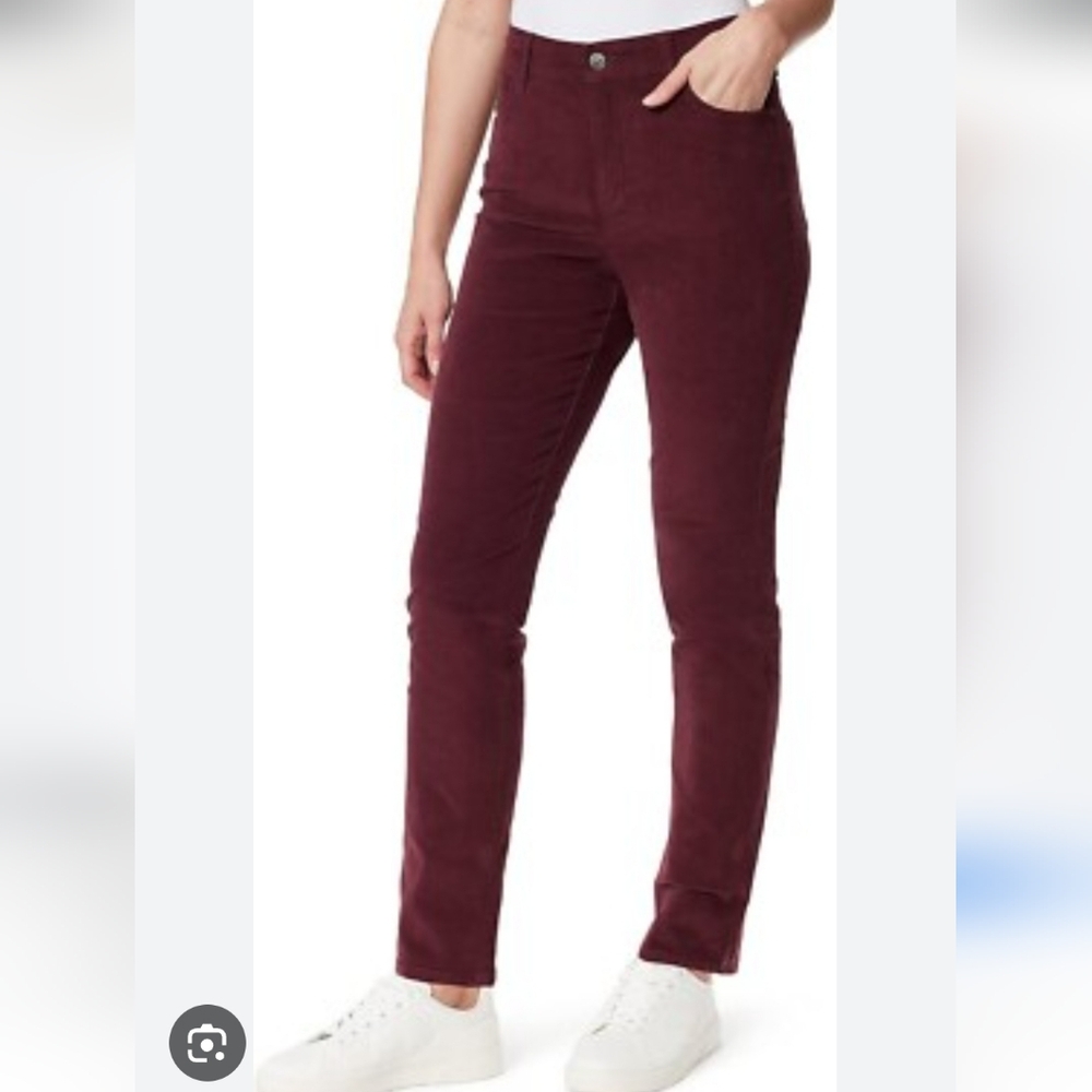 Gloria Vanderbilt Women's Straight Leg Jeans in Rich Brown - Picture 1 of 10